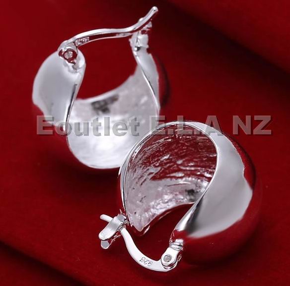 GORGEOUS 20X19mm SILVER ROUND HUGGIE EARRINGS